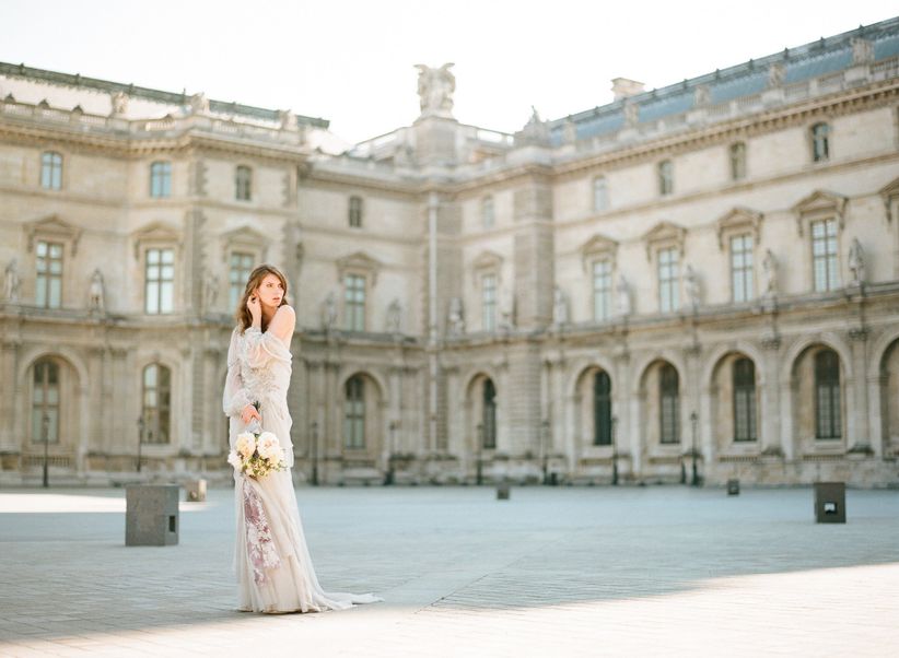 Transport yourself to the City of Love with these oh-so-romantic Paris themed wedding ideas.