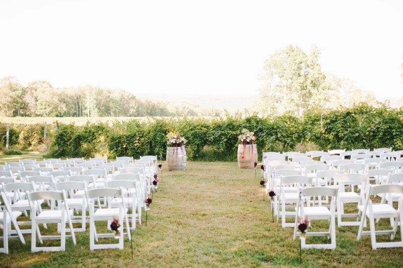 16 Stunning Outdoor Wedding Venues in Connecticut