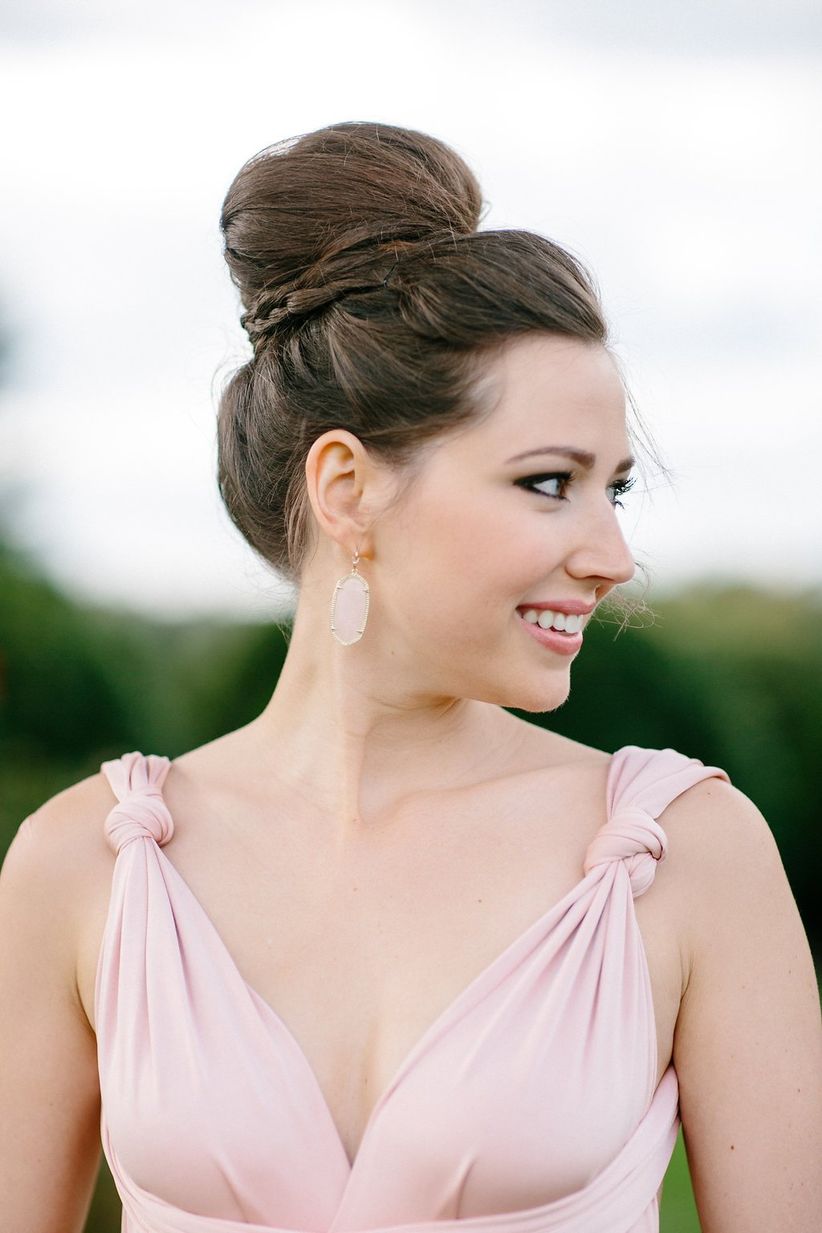 25 Bridesmaid Hairstyles For All Hair Types - WeddingWire